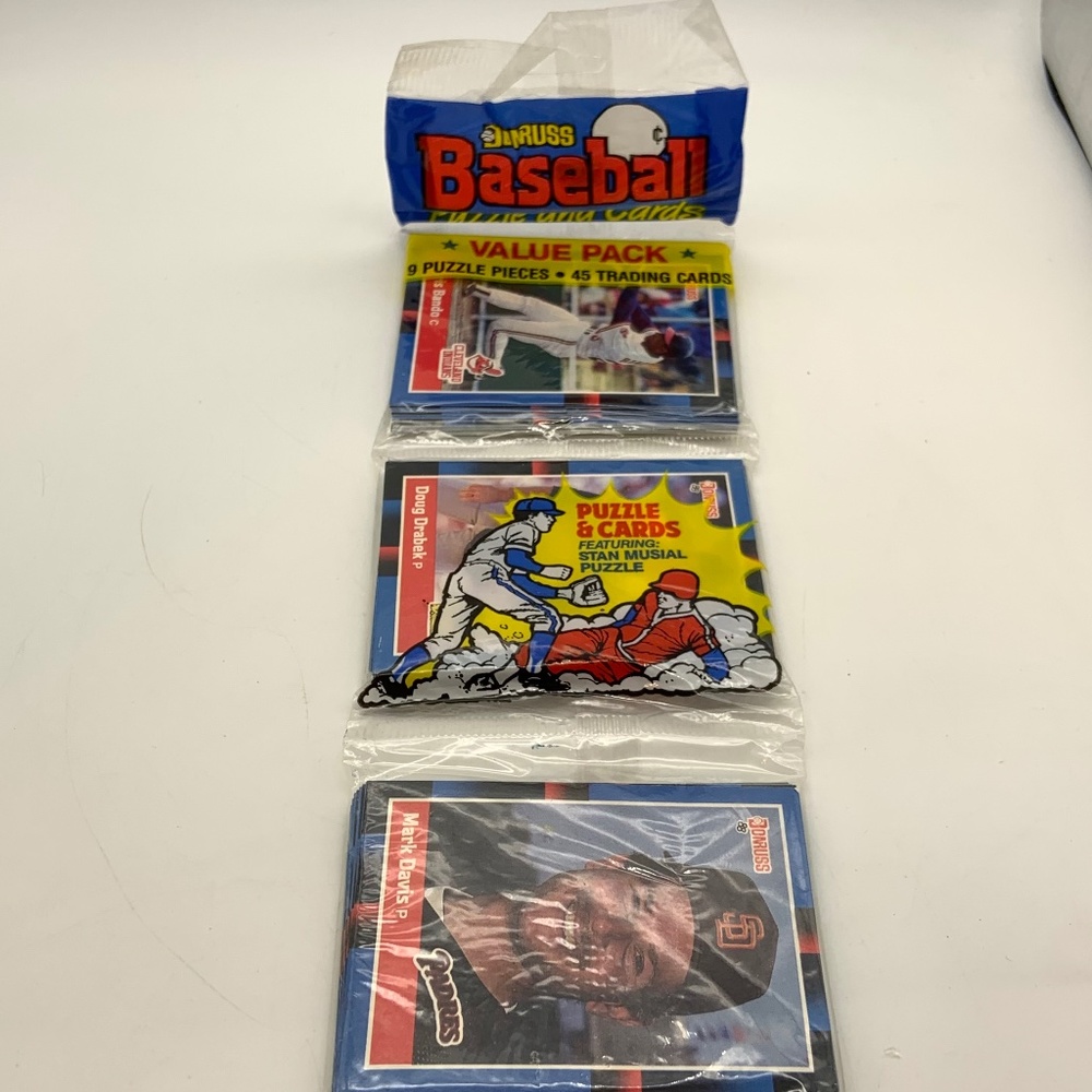 Vintage Donruss MLB Baseball Value Pack 9 Puzzle Pieces & 45 Trading Cards